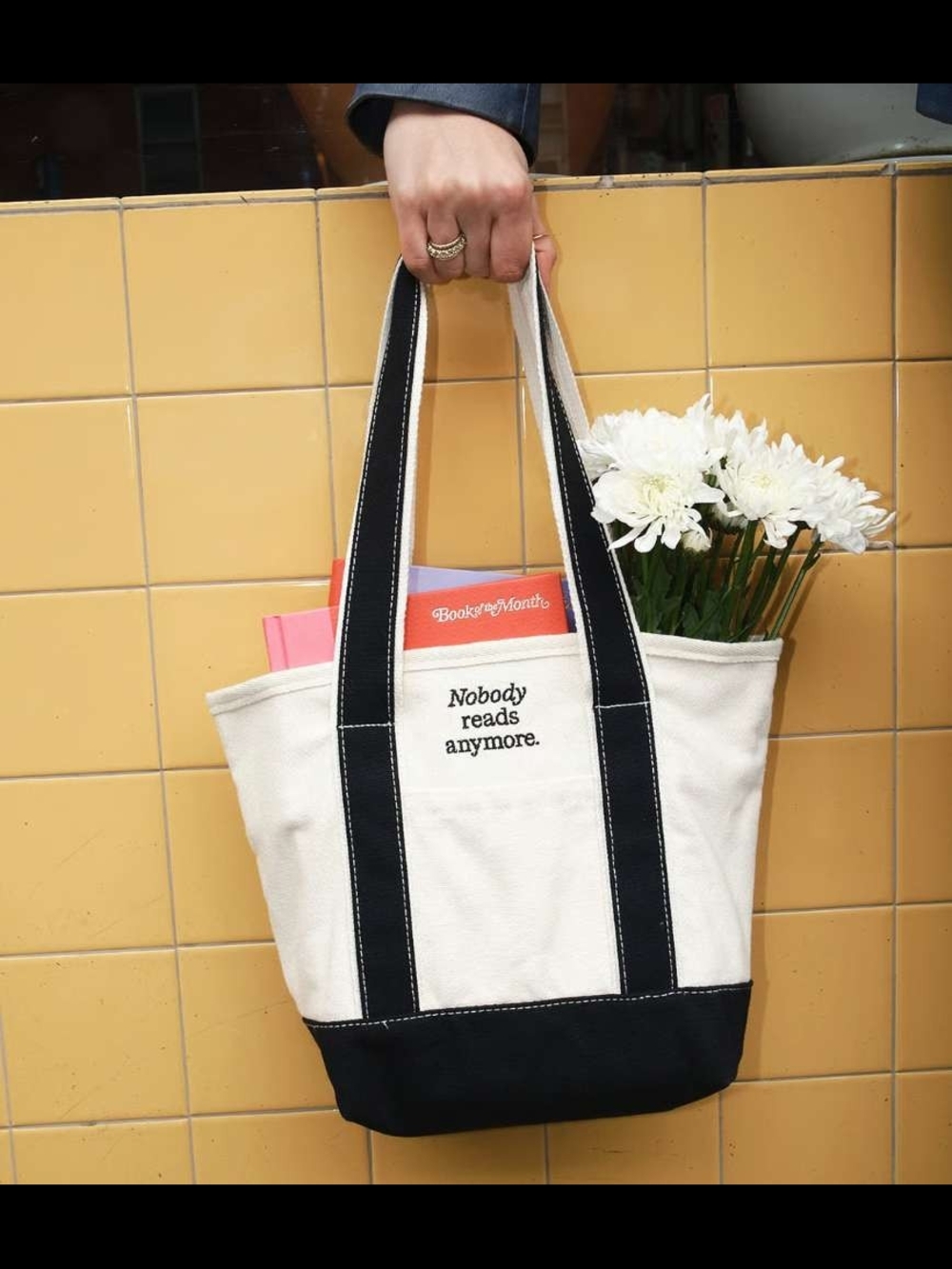ISO! Botm Mini Tote!